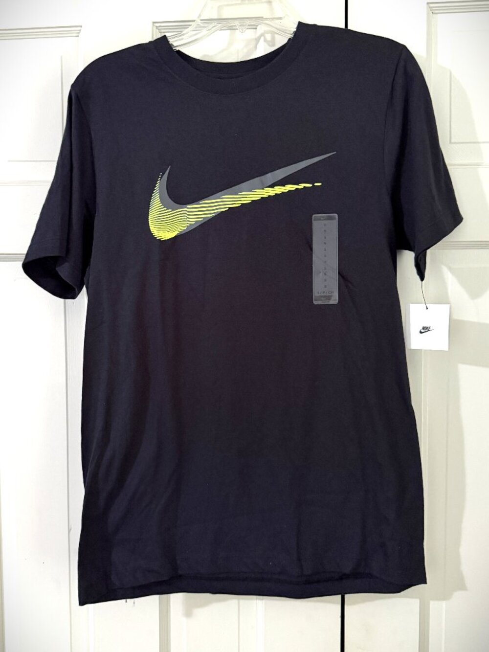 Nike Double Swoosh Black Tee-Shirt IM3871-010 Men's Size Small